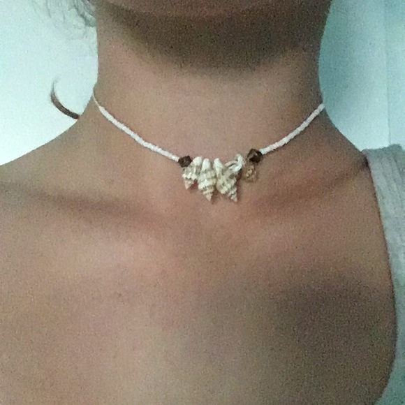 Shell necklace - Picture 2 of 2